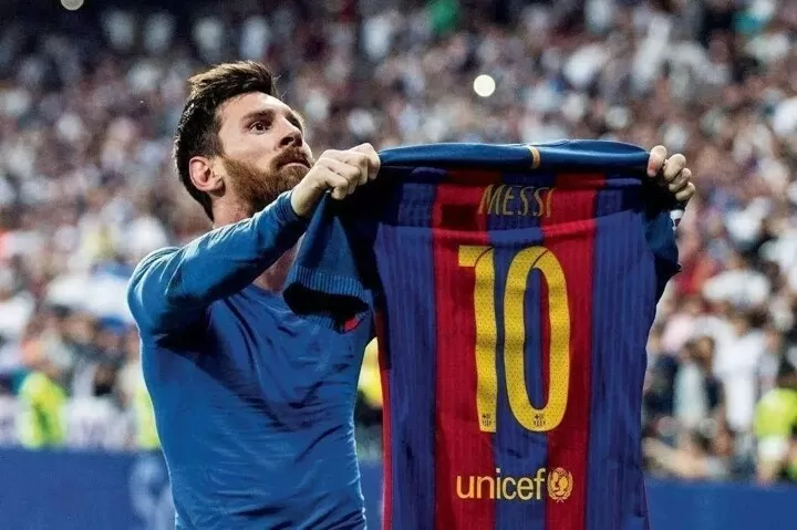 The Iconic Messi Jersey: A Complete Guide for Fans and Collectors